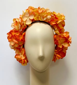 Image of Orange/yellow flower halo