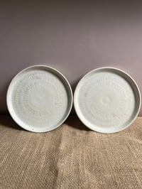 Image 1 of small plate ivory