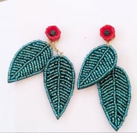 Image 1 of boucles d'oreilles feuilles coquliwoo