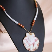 Image 4 of Golden shells necklace