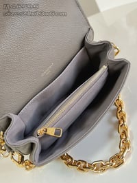 Image 2 of LV East West Metís