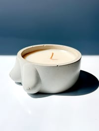 Image 2 of PERFUMED CANDLE 