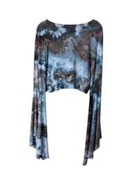 Image 6 of ♻️ UPCYCLED L Knit Bell Sleeve Crop Top in Moody Ice Dye