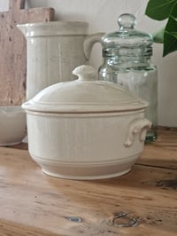 Image 2 of La petite soupière 