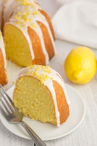 Lemon Bundt Cake 