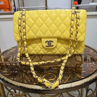 Image 2 of Classic Mellow Yellow Quilted Purse 💛 