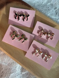 Bow Studs