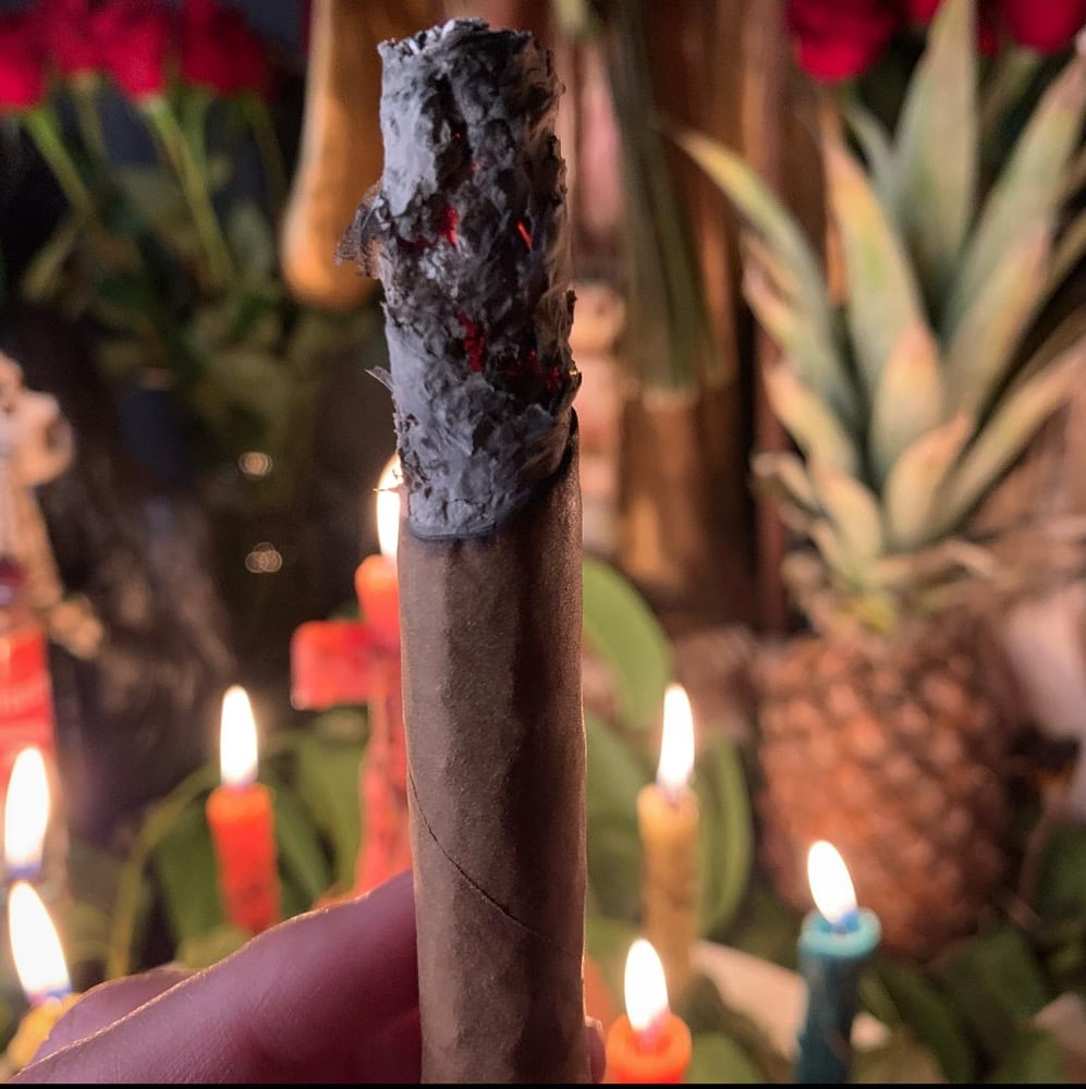 Image of Puros Trabajo (Cigar Ritual)