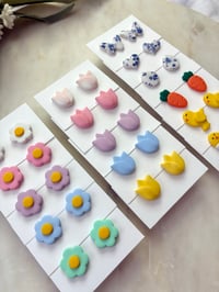 Image 6 of Spring single studs