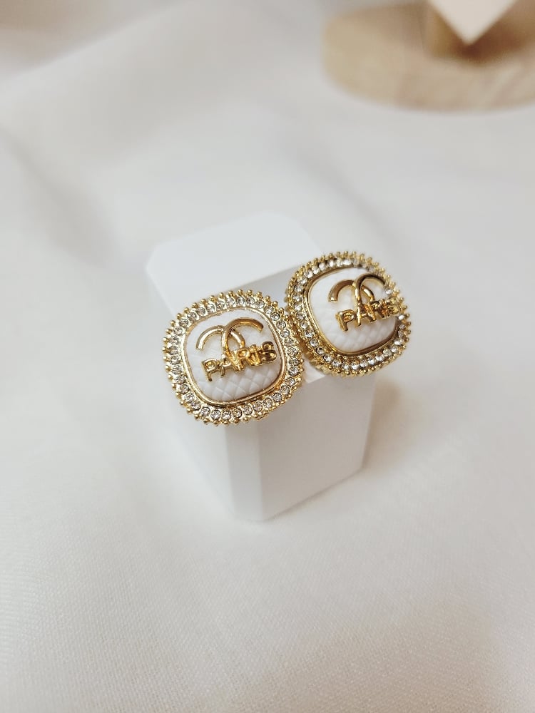 Image of Paris Stud Earrings 