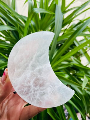 Image of Selenite Moon charging plate