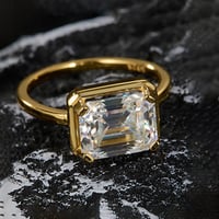 Image 2 of DJMAX Gold Simple 4CT Moissanite Rings for Women 925 Sterling Silver Jewelry Niche Light Luxury Wome