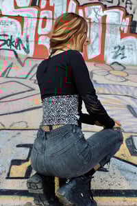 Image 2 of KANA longsleeve, corset style 