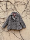 EVASÉE JACKET IN GREY AND BROWN ANIMAL PRINT