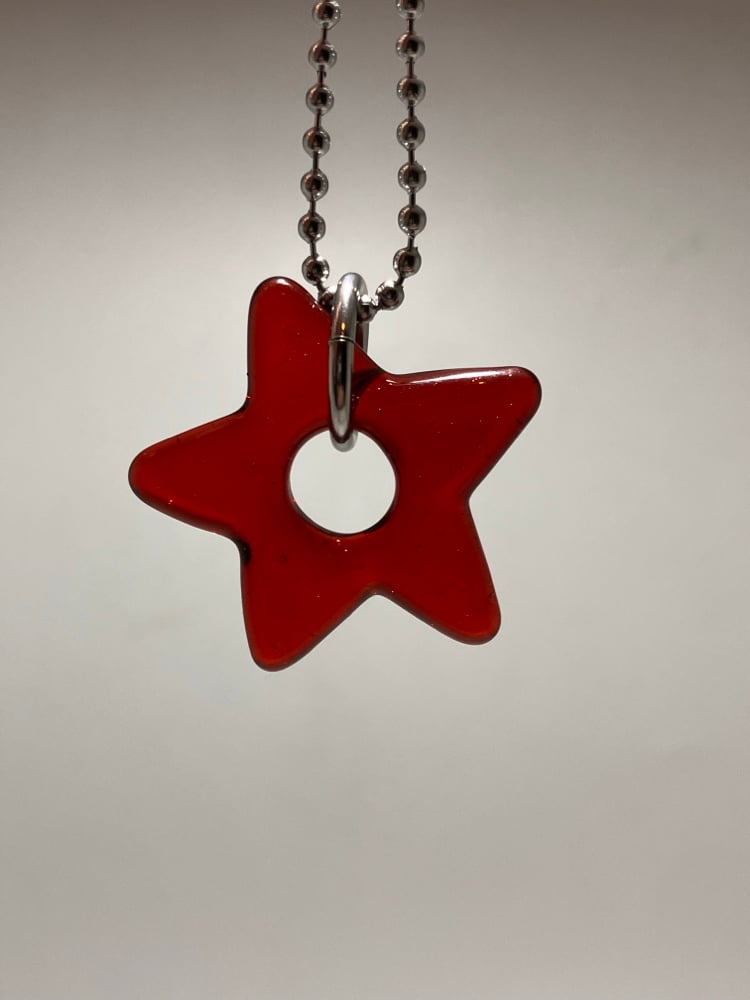 Image of red Star