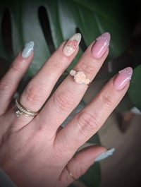 Image 6 of Roses & Pearls