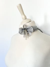 Image 1 of Choker flor - plateado
