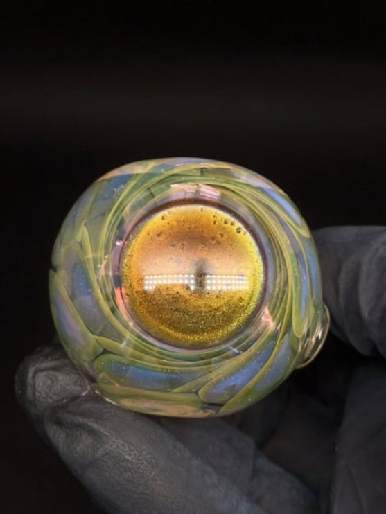 Small Fume Sparkle Image 2