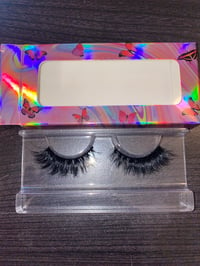 Baby doll lashes 