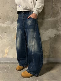 Image 2 of Ballon Fit Blue Wash Denim 