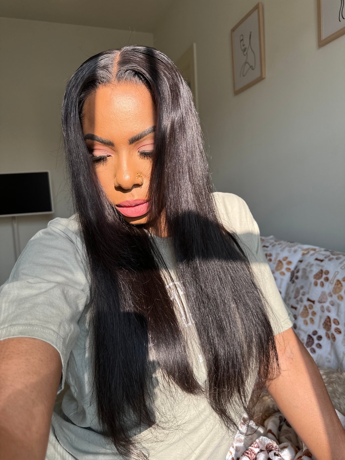 24 inch HD LACE CLOSURE WIG with FACE FRAMING LAYERS The Beige