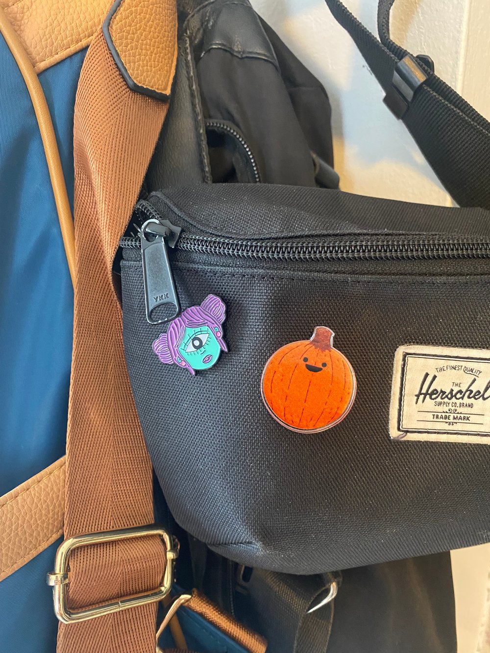 Tiny Face Pumpkin Pin