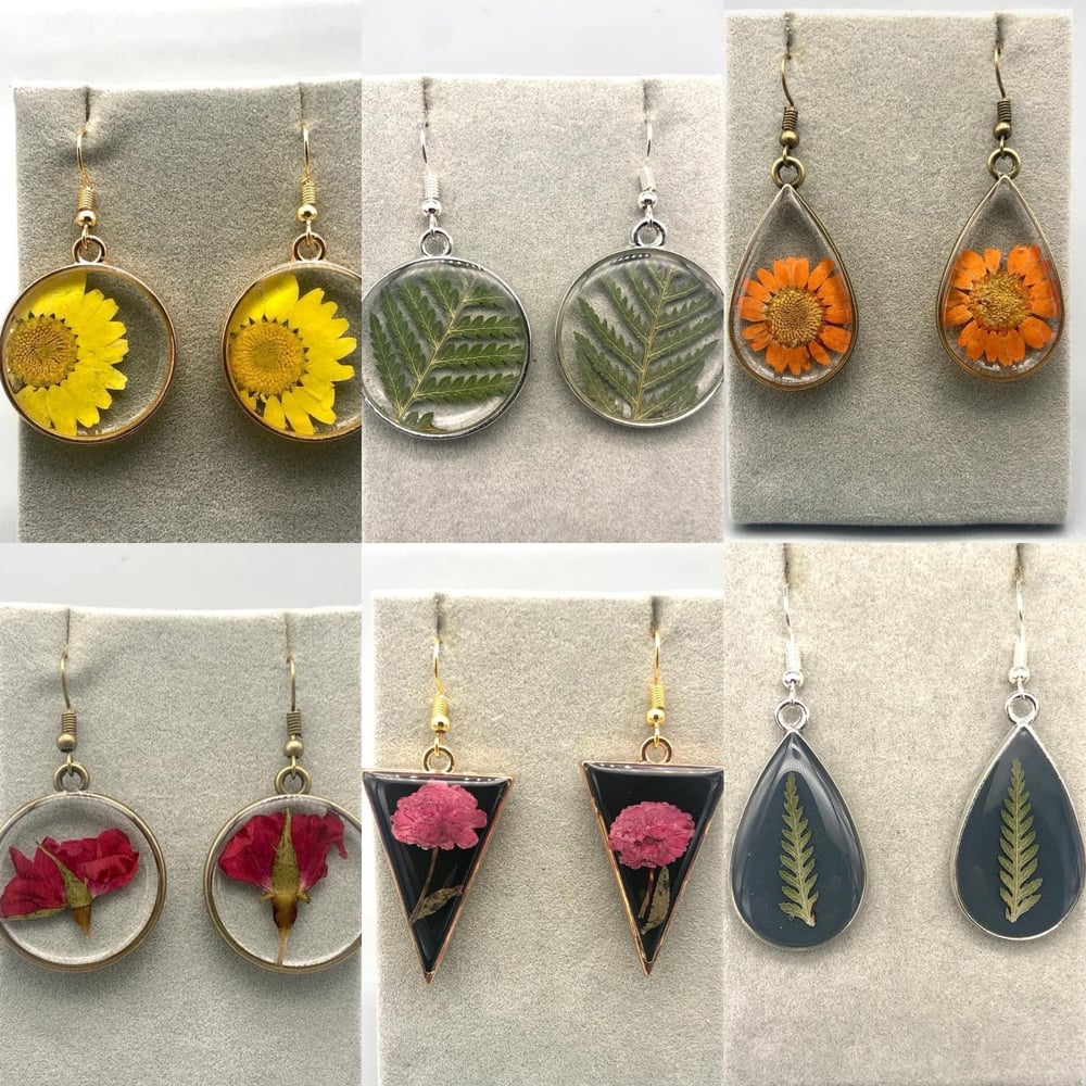 Image of Mystery Flower Earrings