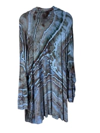 Image 3 of 3X PLUS Jersey Knit Open Cardigan in Muted Blue Stone Geode Ice Dye
