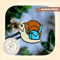 Mini Snail Pin