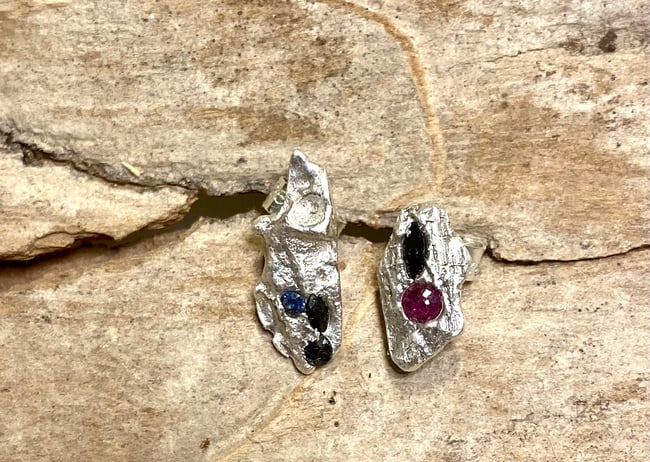 Embedded shard earrings 