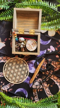 Image 3 of Mini Manifestation Box