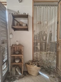 Image 5 of Le petit meuble d'appoint détourné 