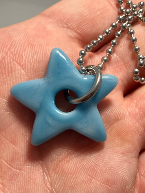 Image of bubblegum blue star