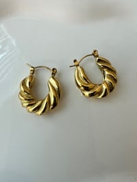Image 2 of Vintage-twist hoop earring