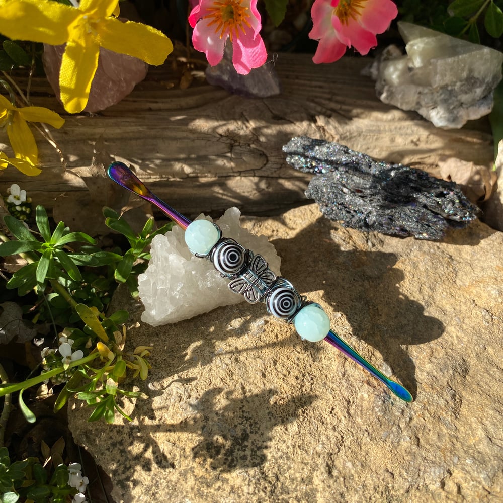 Image of butterfly daydream dab tool