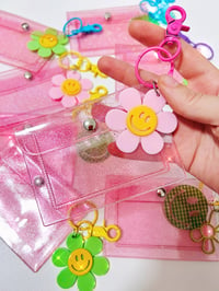 Image 4 of SMILEY FLOWER CARD CASE 