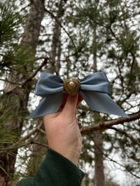 Image 2 of winter bow batch