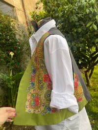Image 5 of CHALECO FEITO A MAN. FOLIADA77. Talla ÚNICA!