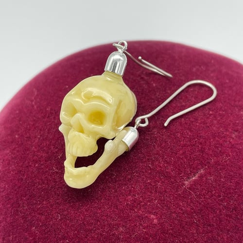 Image of Anatomical Skull Earrings