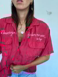 Image 3 of Chemise en soie "l'enfer dans mon coeur"