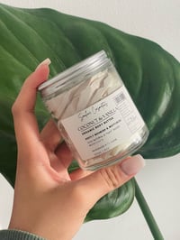 Image 2 of COCONUT & VANILLA BUTTER 200ML
