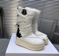 Image 2 of UNISEX ARTIC TYE  WINTER BOOTS