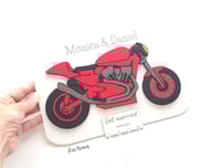 Image 1 of Regalo de Boda Original para Entrega de Dinero Modelo Moto