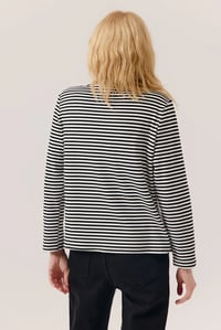 Image 4 of Camseta Lolita