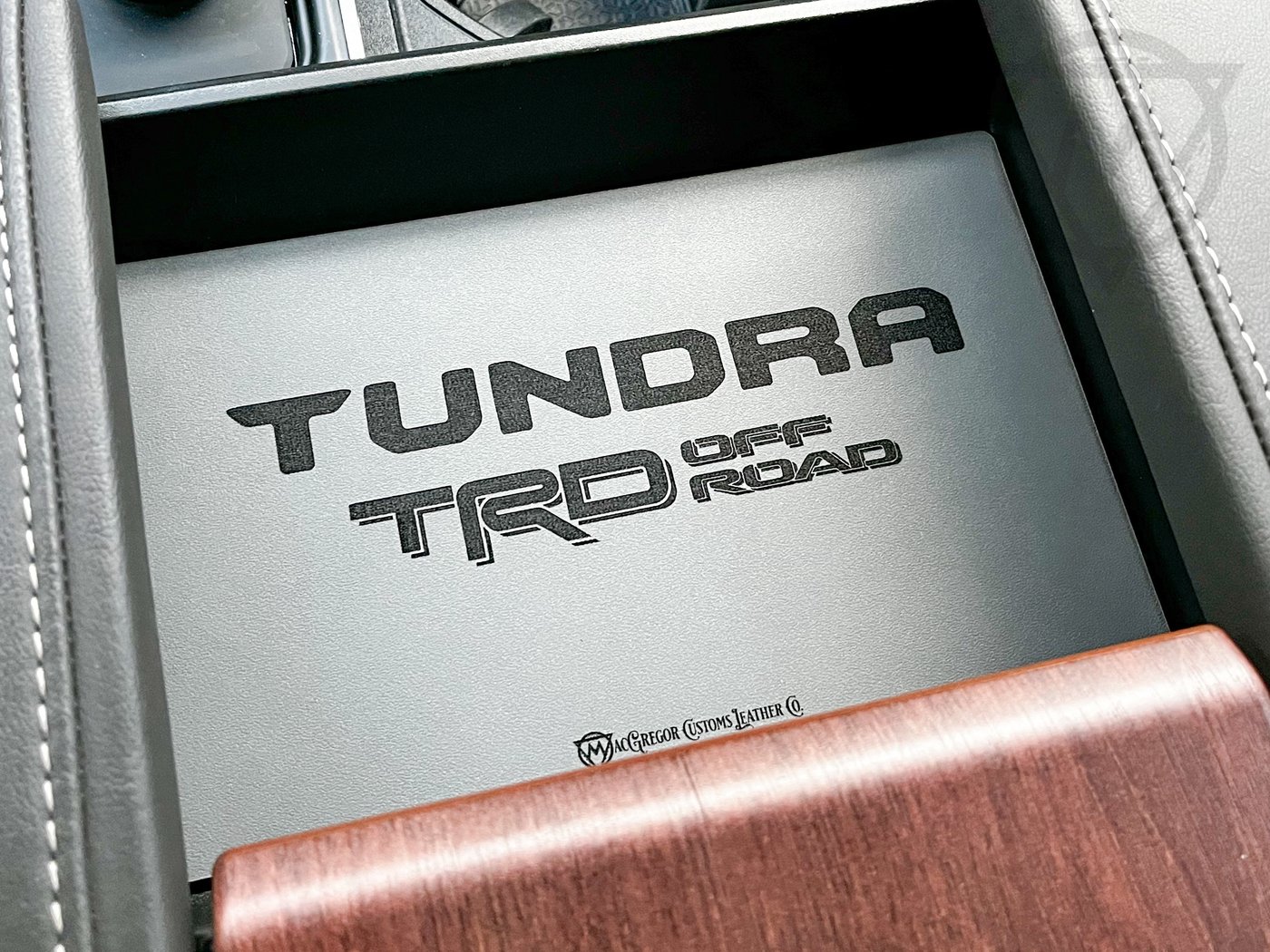 TUNDRA / SEQUOIA Console Insert | MacGregor Customs Leather Co.