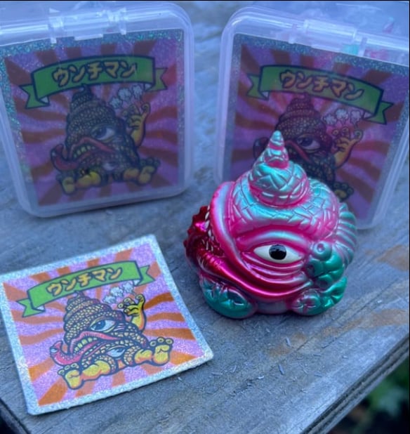 Image of Unchi mini box plus sticker