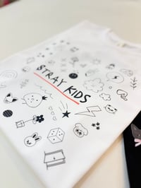 Image 2 of Stray kids T-shirt 