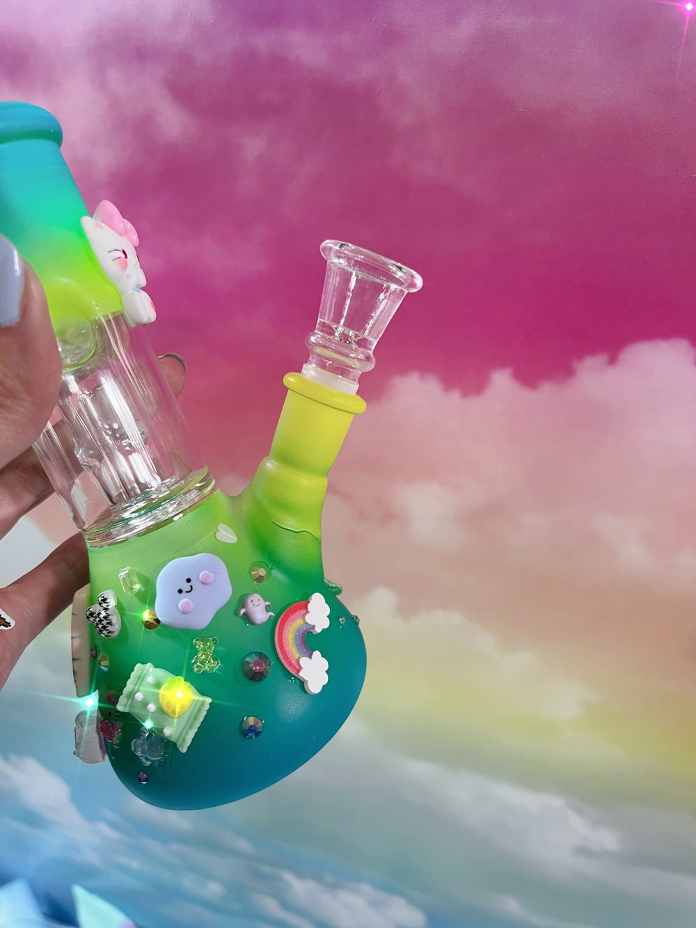 💚 🩵 Hello Cutie mini bong