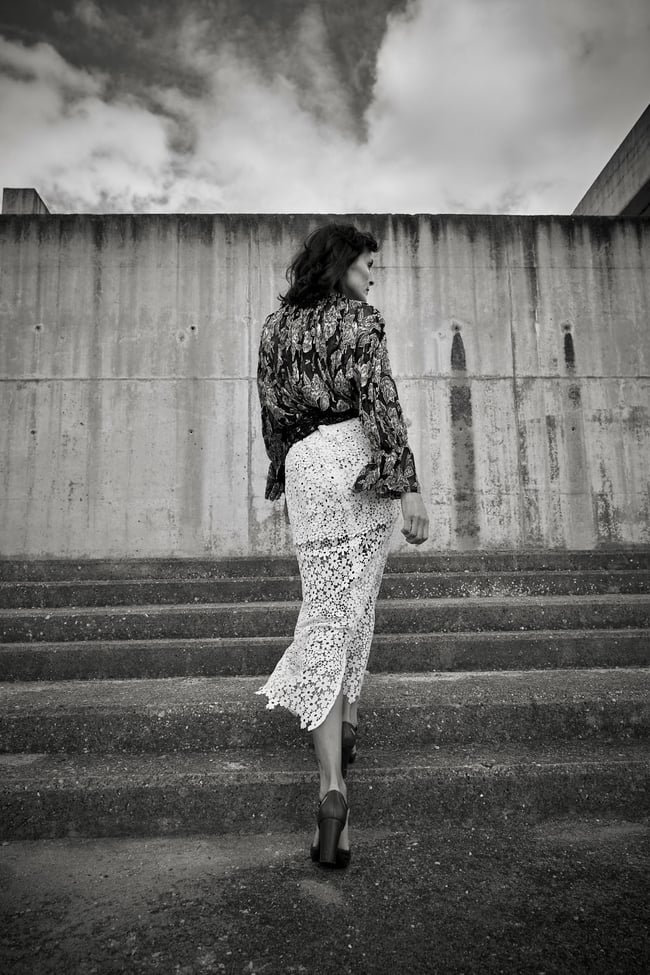 BLACK AND BROWN FLORAL TULLE BLOUSE