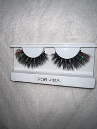 Image 2 of Por Vida